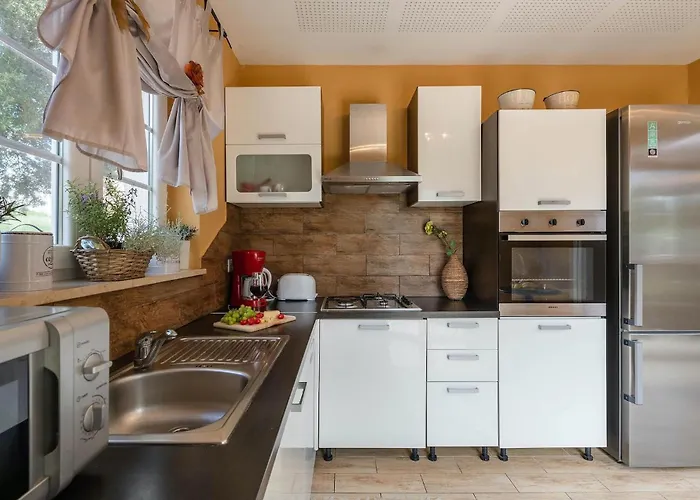 Branka Semesterbostad