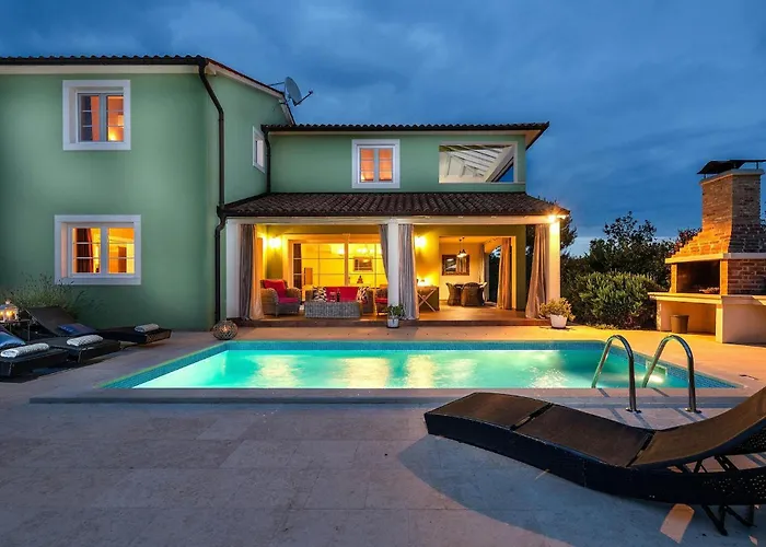 Branka Semesterbostad Pula